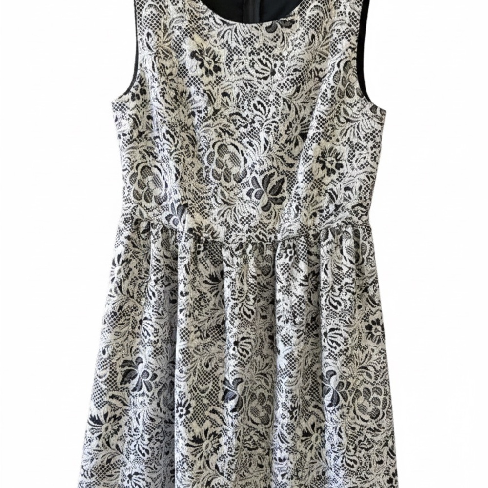 BeBop Monochrome Patterned Dress
